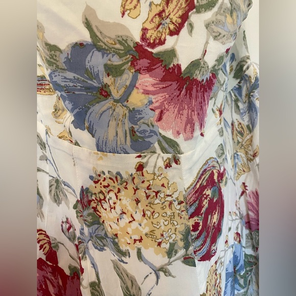 NWT strapless floral jumpsuit - Picture 3 of 5